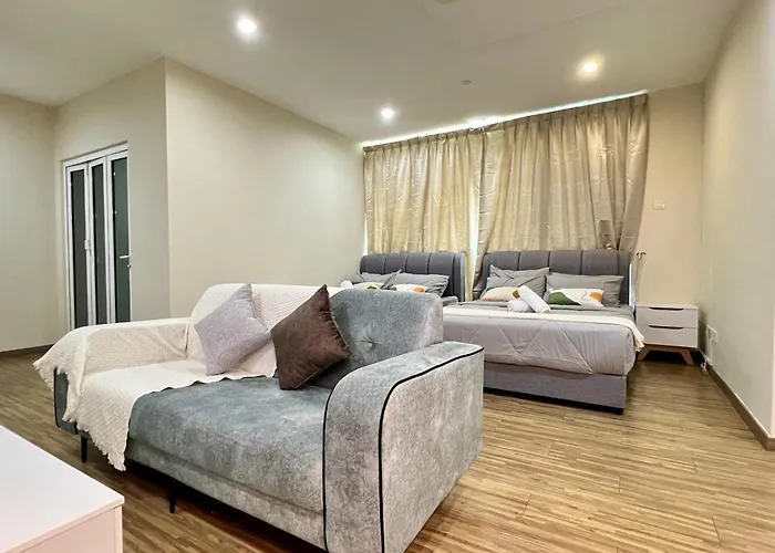 30 Off Monthly L 4Pax Designer Suite By Cityspace